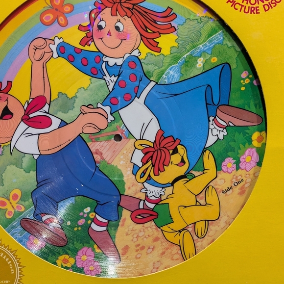 Raggedy Ann & Andy Happiness Album Picture Disc Vinyl Record - Picture 3 of 9